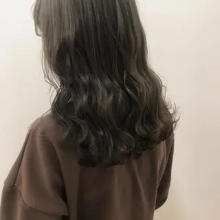 ミディアム La fith hair lov.所属・Okamura Chisatoのヘアスタイル