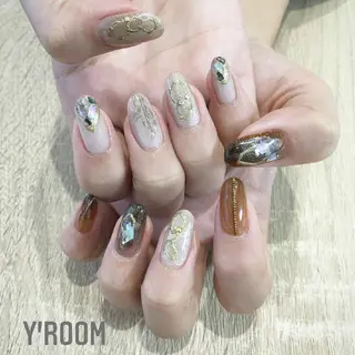 ネイル YUKA （ネイリスト）のネイルデザイン