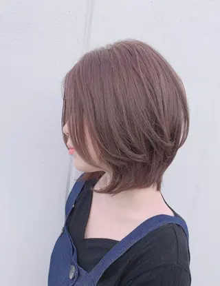 ミディアム 福地 礼奈のヘアスタイル