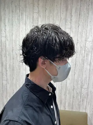 ショート パーマ メンズ ツイスパ/メンズ特化 🦋𝑺𝑶𝑵𝑬のヘアスタイル