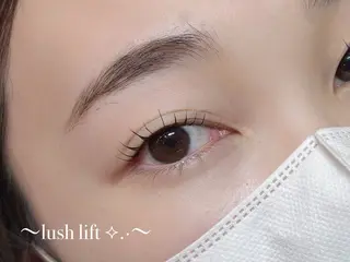 マツエク・マツパ 棚橋 光海のヘアスタイル