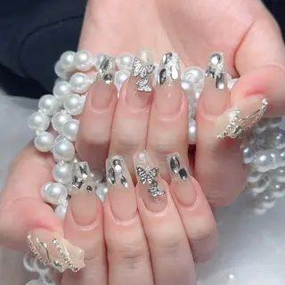 ネイル Maggie Nail🦩のネイルデザイン
