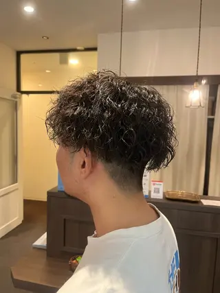 パーマ メンズ CLIQUE　有木 七虹のヘアスタイル