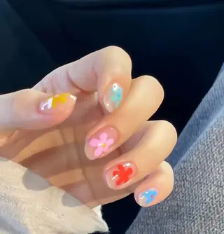 ネイル 💅E•U•B NAIL🌹所属・横浜市中区曙町 ネイルE·U·Bのネイルデザイン