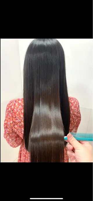 ロング YUMA/レイヤー/ 似合わせ/パーマのヘアスタイル