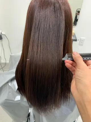 ロング 髪質改善 上品艶感カラーのヘアスタイル