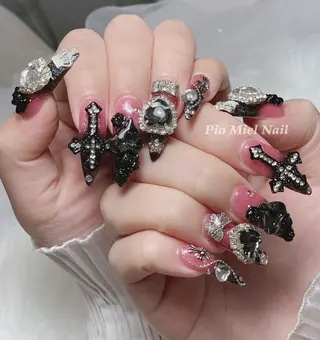 ネイル Pio Mielのネイルデザイン