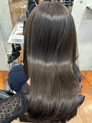 セミロング 植村 海咲のヘアスタイル