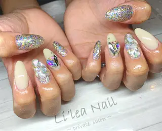 ネイル Li'leaNail AINAのネイルデザイン
