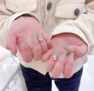 ネイル FLY Nail Salonのネイルデザイン