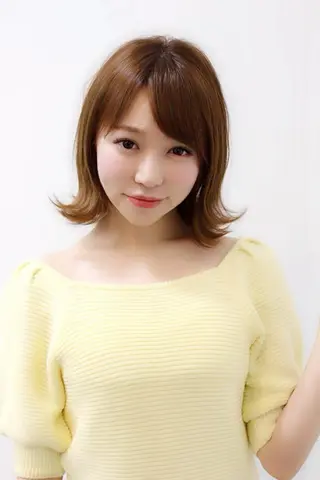 ショート カラー CHAINON 近鉄奈良店のヘアスタイル