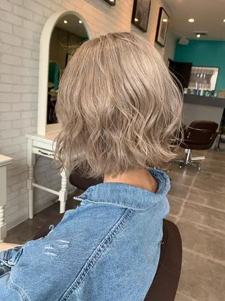 ショート hair  design Norm所属・ハイライトバレイヤー ジュ🎨川村聖吾🎨のヘアスタイル