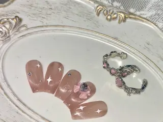 ネイル Rainrain💧 パーツ豊富、やり放題のネイルデザイン