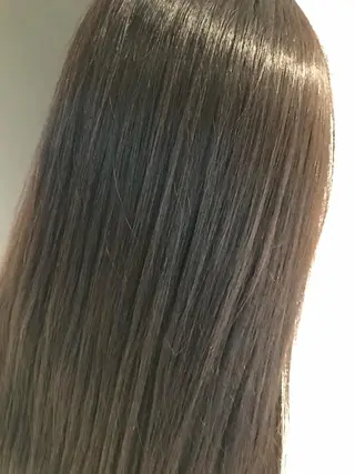 カラー 🔹TOMO🔹 圧倒的経験値🔹のヘアスタイル