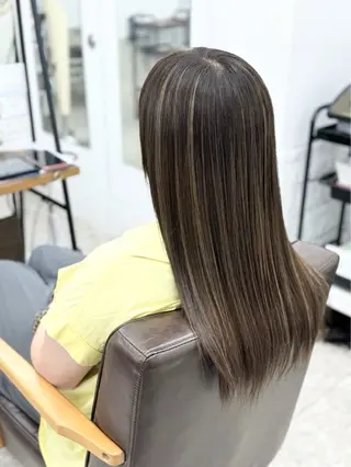 ロング カラー ハイライト&曲がる 縮毛矯正特化 玉置のヘアスタイル