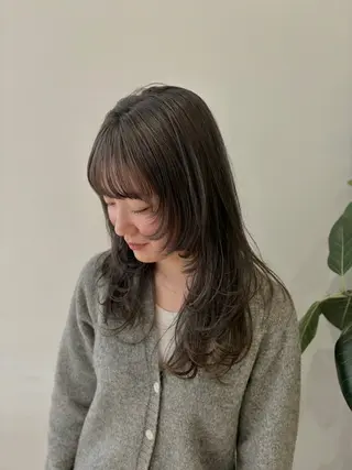 ロング カラー 櫻井 莉子のヘアスタイル