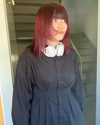 ミディアム カラー パーマ ヘアアレンジ 髪と音処　マトぺ所属・デザインカラー/ボブ ブリーチカラー/ユリのヘアスタイル