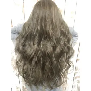 ロング カラー 井上 一平のヘアスタイル