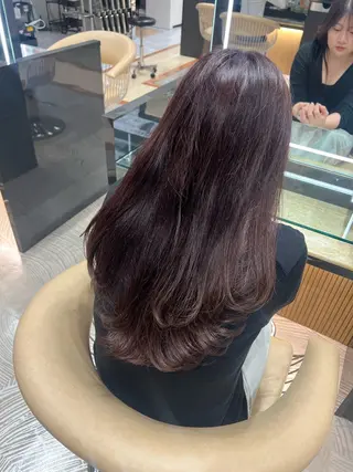 ロング ONE CONCEPT【ワンコンセプト】所属・飯味 華菜のヘアスタイル