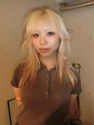 セミロング カラー ハッシュカット/ MAYAのヘアスタイル