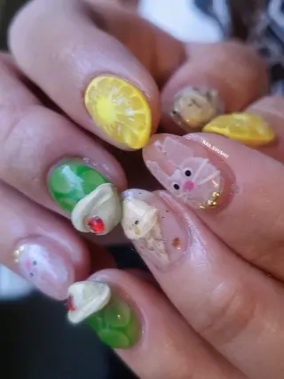 ネイル 3dパーツ/流行り 👧shushu❤️のネイルデザイン