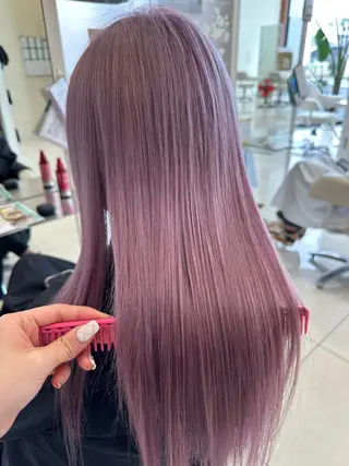 ロング カラー ハイトーン/ブリーチ Nozomiのヘアスタイル