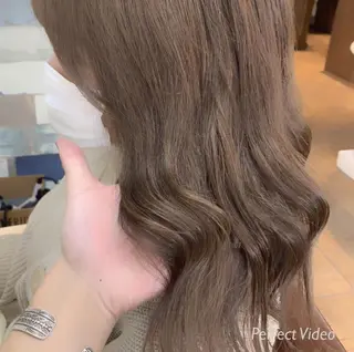 セミロング カラー ブリーチなし Wカラー🩷星野翔太のヘアスタイル