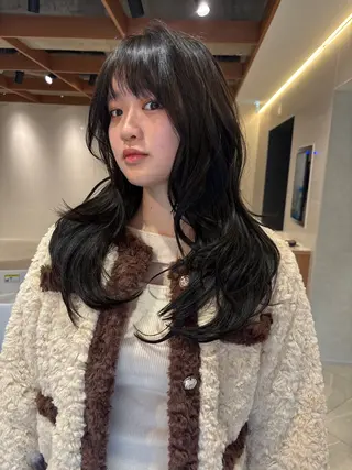 セミロング 梅田/レイヤーカット /ミルクティーカラーのヘアスタイル