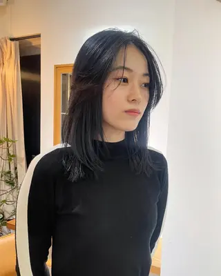 ミディアム LOREN/ miuのヘアスタイル