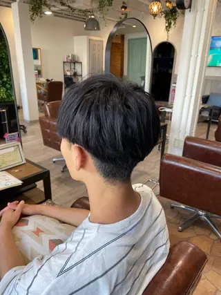 メンズ 艶感暖色カラー /透明感/瀬戸山舞のヘアスタイル