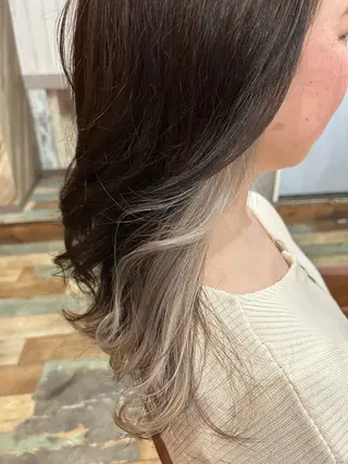 ミディアム カラー Hair's RooMのヘアスタイル