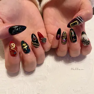 ネイル mayu 𓃠のネイルデザイン