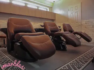 セミロング マーブル東京 三軒茶屋 美容室のヘアスタイル