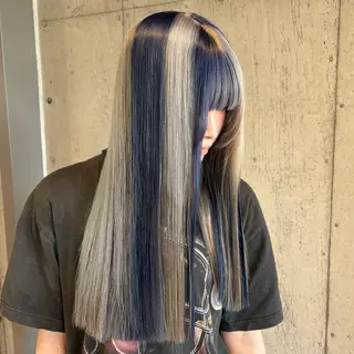 ロング カラー 最強デザインカラー/ ブリーチ/アヤミ🌟のヘアスタイル