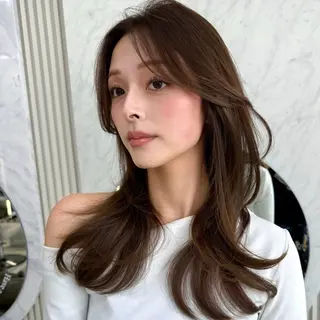 セミロング 似合わせレイヤー/ 透明感カラーのヘアスタイル