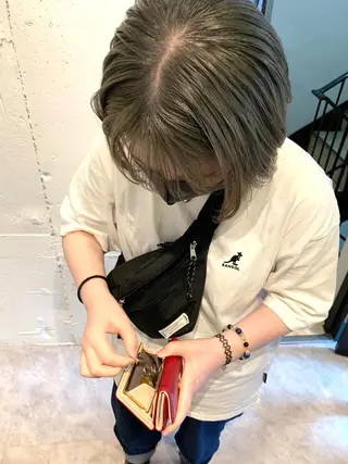 ショート カラー Fuuu《フゥ》所属・シノザキ シンゴのヘアスタイル