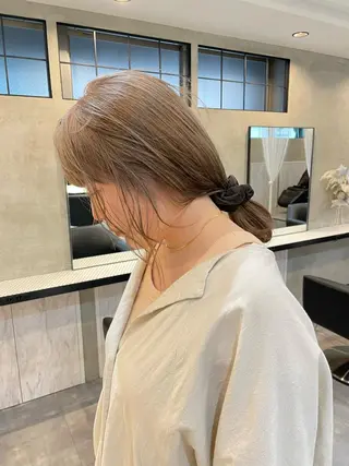 ミディアム 渋谷 留菜のヘアスタイル