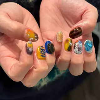 ショート m kaori𓃟のネイルデザイン