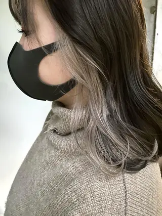 セミロング カラー clomus所属・YUKA艶髪 🌸寛ぎ部屋のヘアスタイル