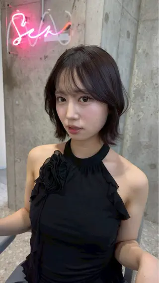 ミディアム 新宿/韓国レイヤー/ 顔周りカット松本美晴のヘアスタイル