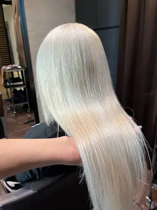 カラー 透明感カラー✨🩵 韓国ヘアkanatoのヘアスタイル