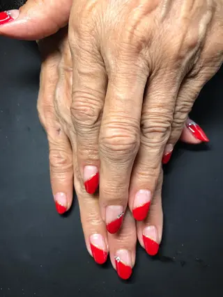 ネイル みんなの店所属・仲谷 つかさのエステ・リラクイメージ