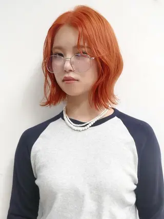 ショート カラー mood 髪質改善 ダブルカラーのヘアスタイル