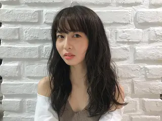 ロング ヘアアレンジ 【暖色カラー特化】 中山由梨のヘアスタイル