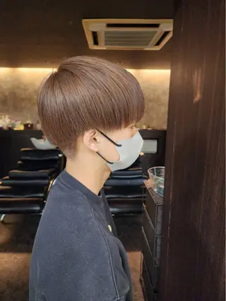カラー メンズ 東田 篤希のヘアスタイル