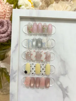 Nanami 🌛のネイルデザイン