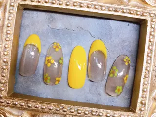 ネイル マジックミラー所属・マジック ミラーのネイルデザイン