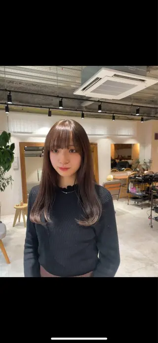 ロング 🎀カラー ✨横浜／トレンドのヘアスタイル