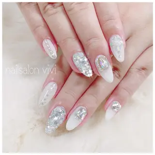 ネイル ＶＩＶＩ nailsalonのネイルデザイン