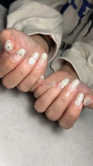 ネイル 関山 志乃のネイルデザイン